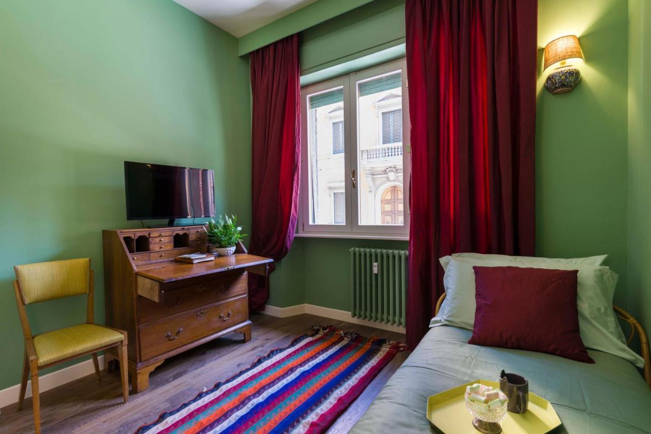 Frimi Boutique Rooms B&B Флоренція Екстер'єр фото